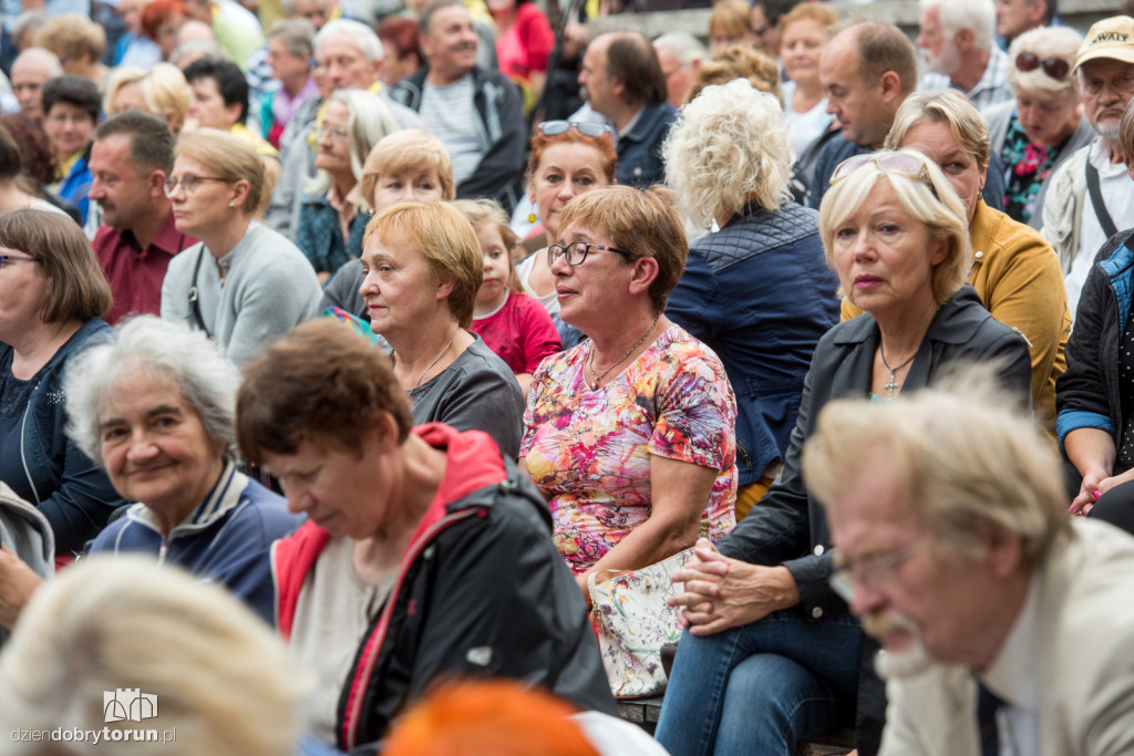 Koncert pieśni niepokornej