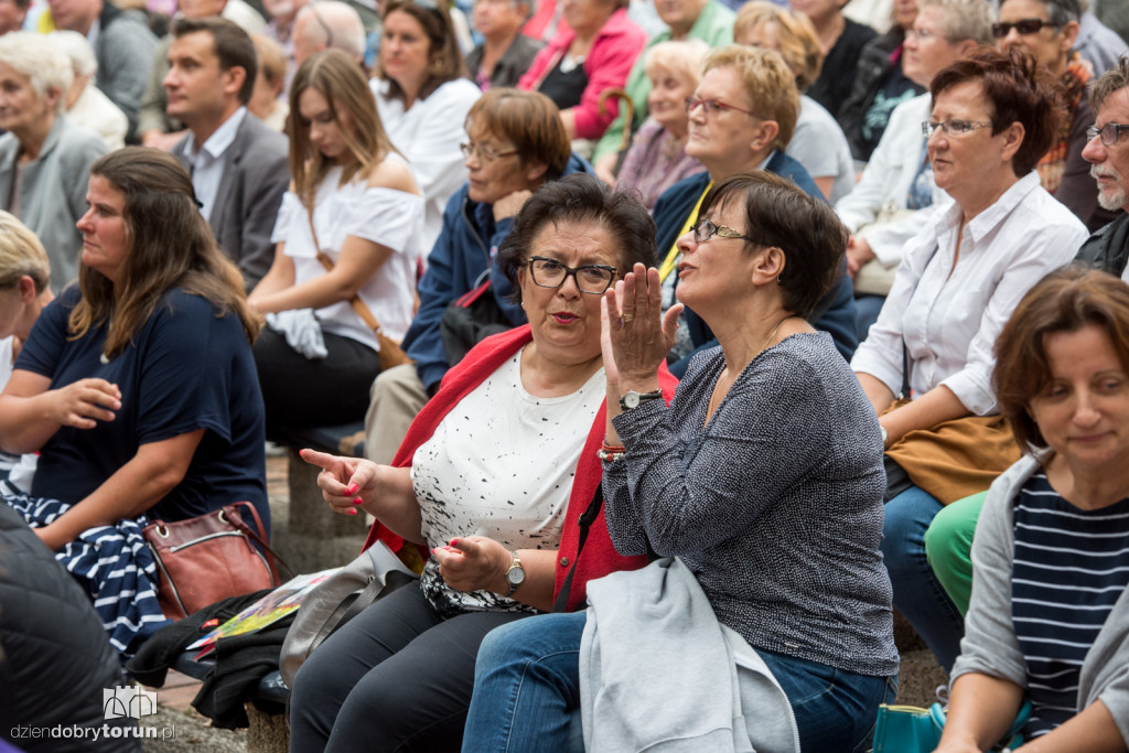 Koncert pieśni niepokornej