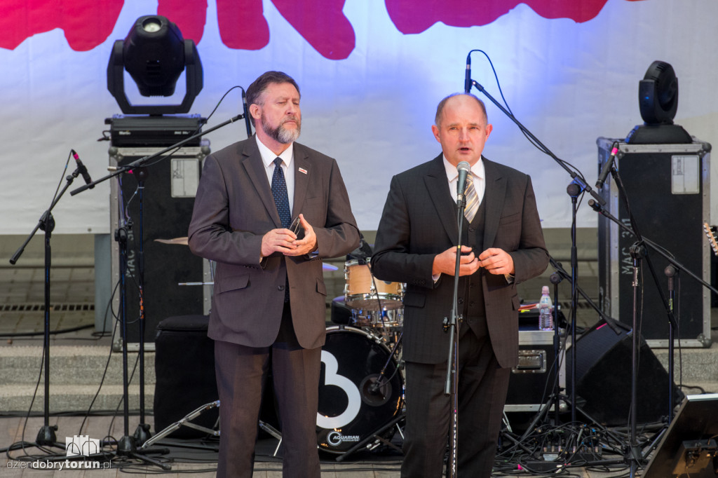 Koncert pieśni niepokornej