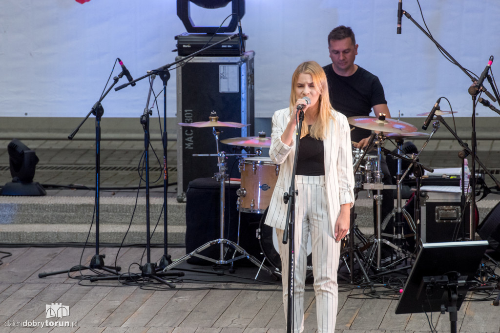Koncert pieśni niepokornej