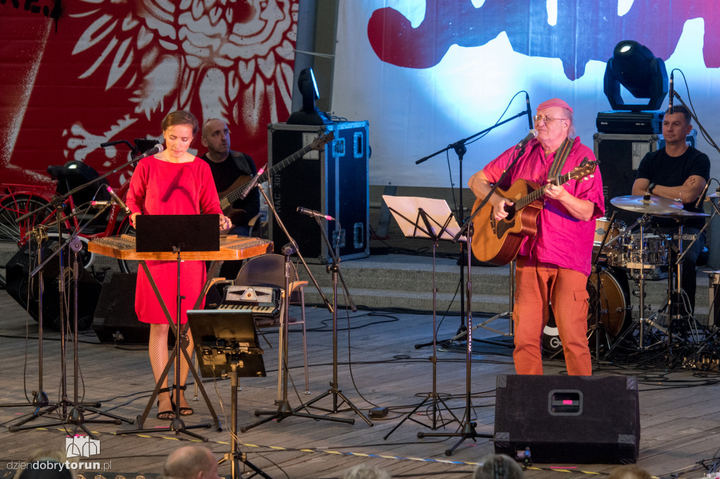 Koncert pieśni niepokornej