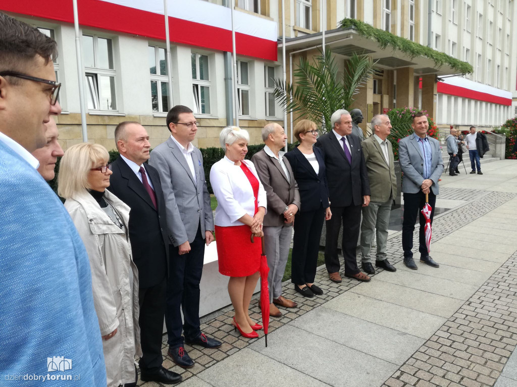 SLD prezentuje kandydatów na listy