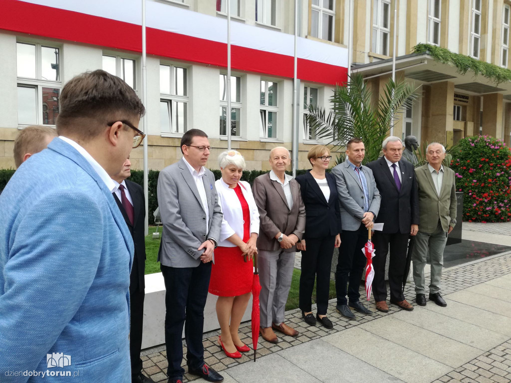 SLD prezentuje kandydatów na listy