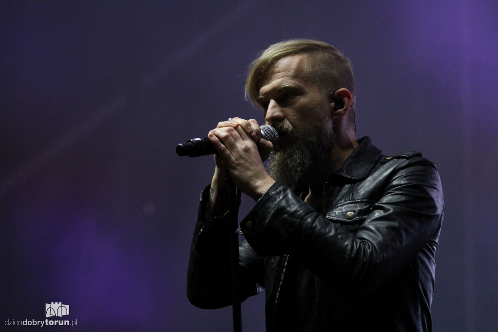 Koncert Wolności za urzędem marszałkowskim