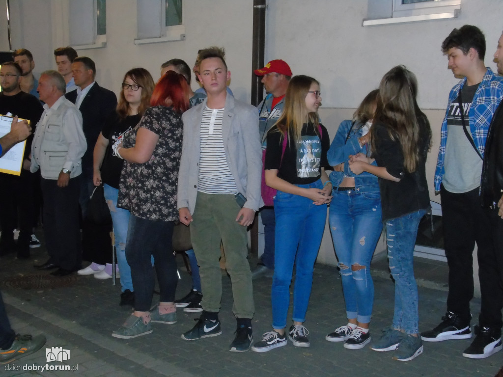 Uwaga! TVN - program na żywo