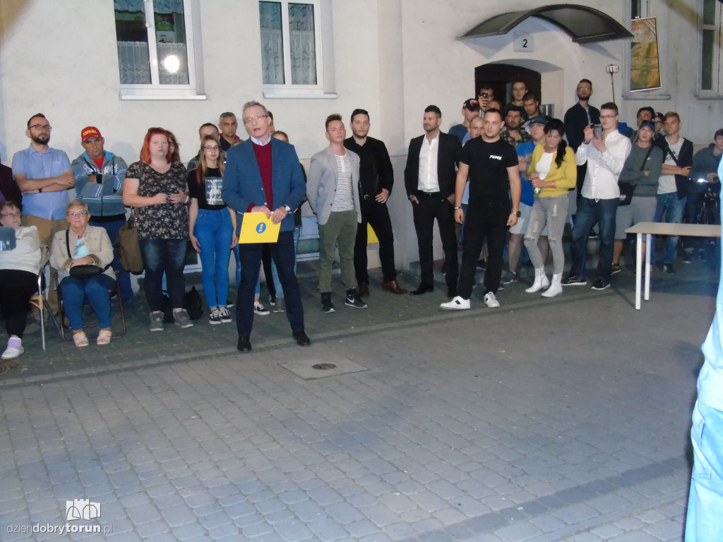 Uwaga! TVN - program na żywo