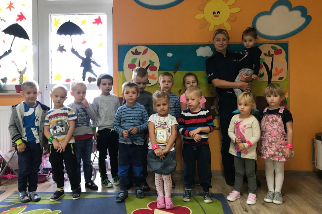 Policjantka u przedszkolaków z Głogowa