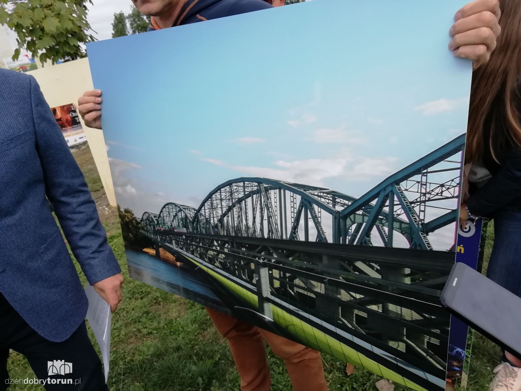 My!Toruń nie chce dzielić Wisłą
