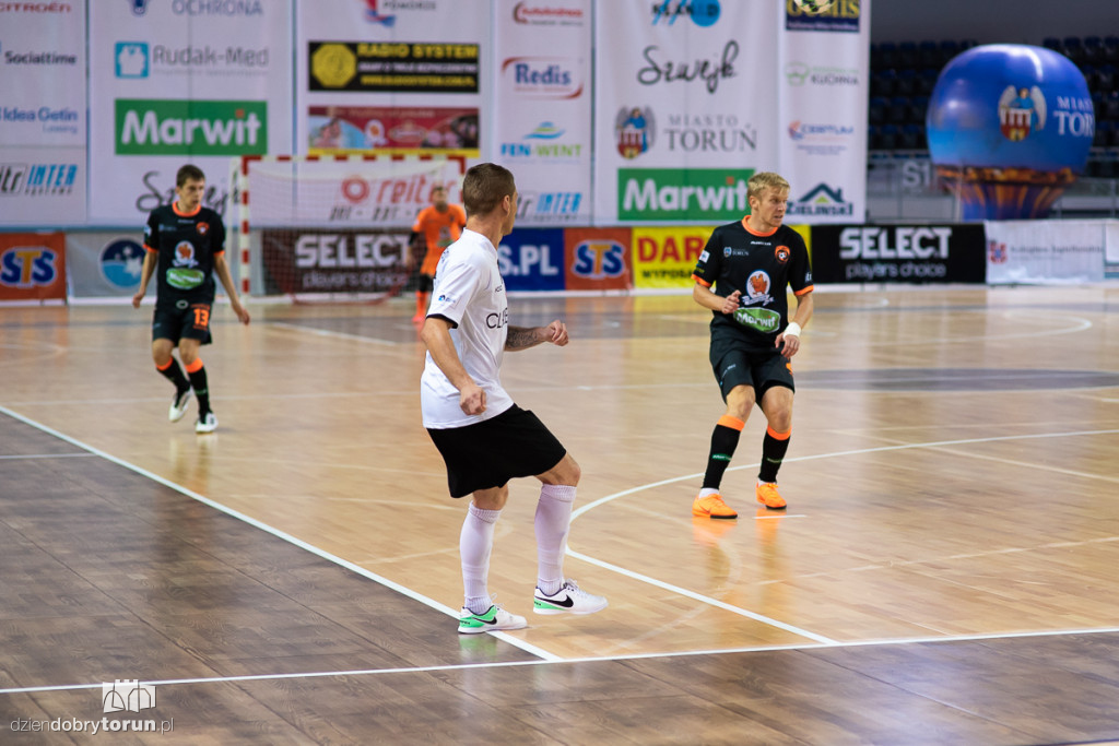 Football Club Toruń- Clearex Chorzów