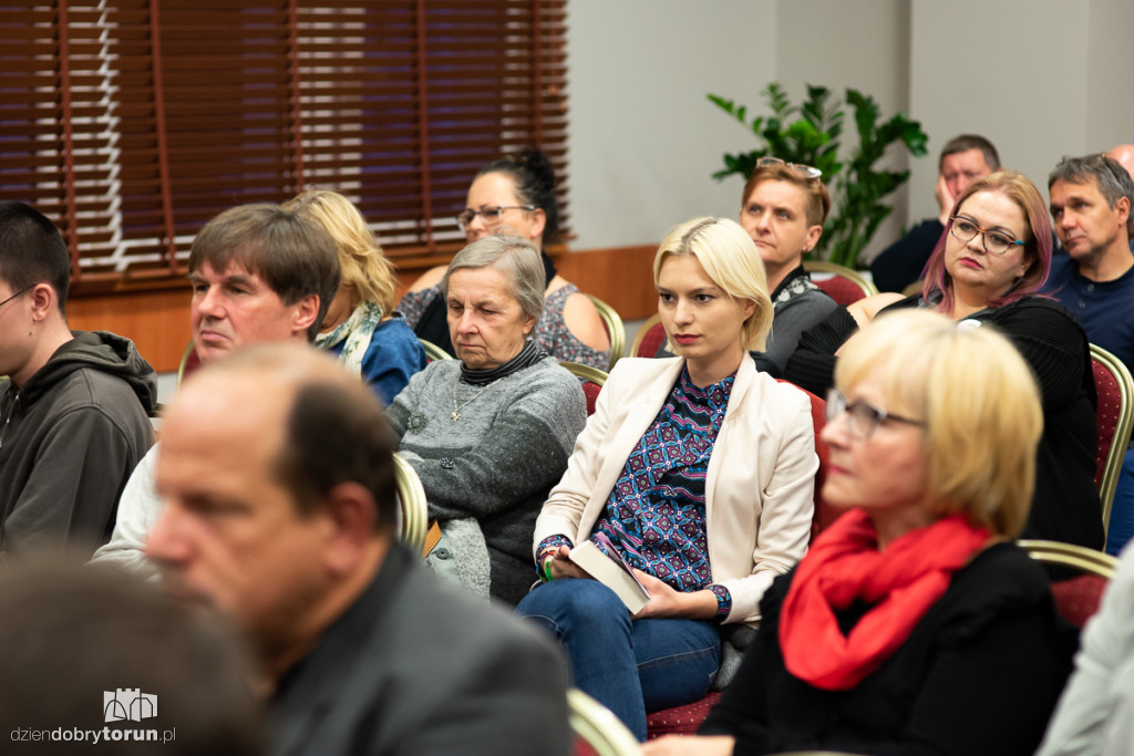 Debata z kandydatkami do samorządu