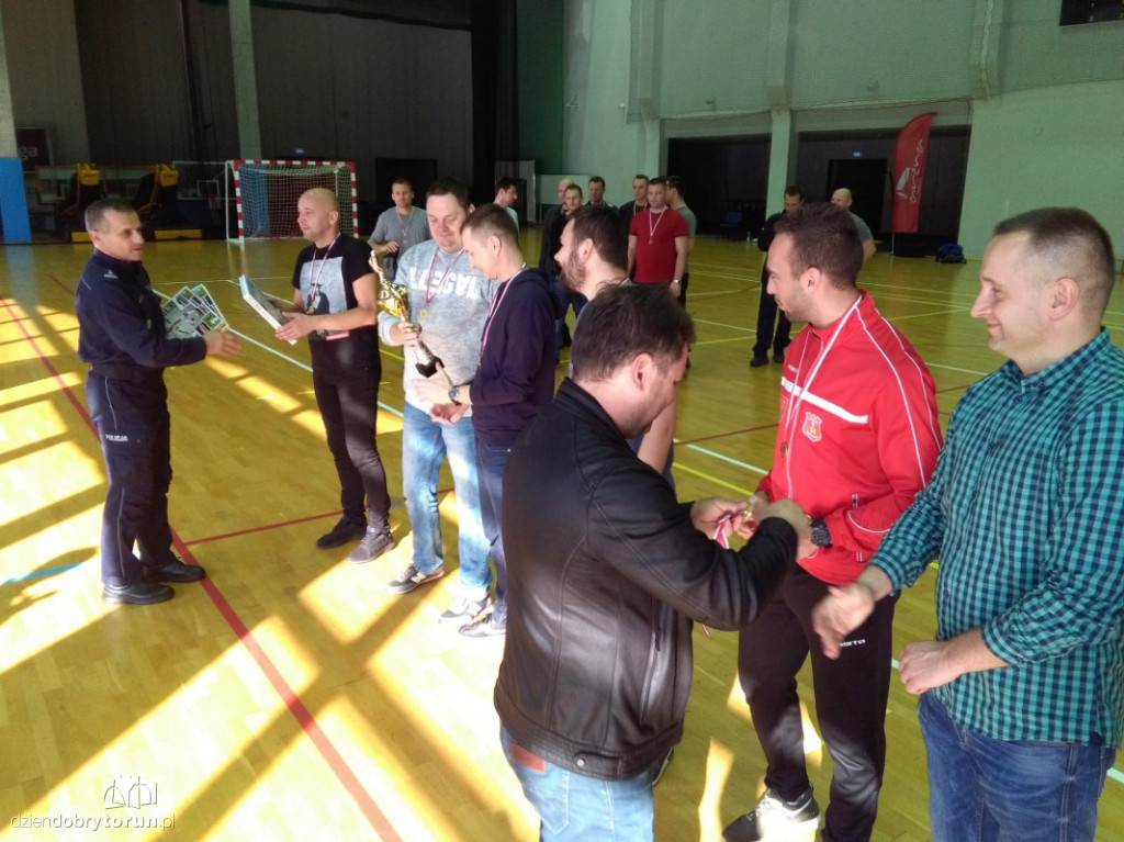 Policjanci rywalizowali na boisku