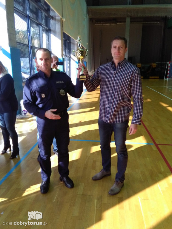 Policjanci rywalizowali na boisku