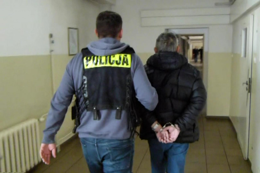 Wyłudził od ludzi blisko 50 tys. zł.