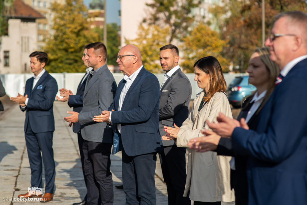 Akt erekcyjny - nowy budynek sądu