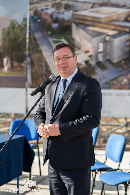 Akt erekcyjny - nowy budynek sądu