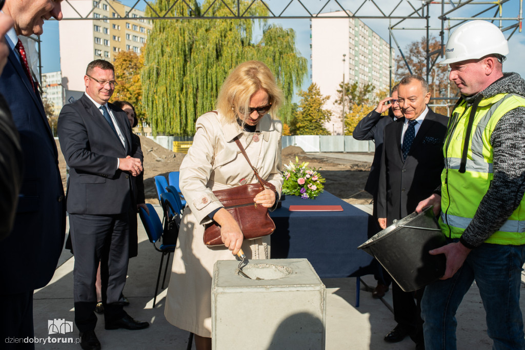 Akt erekcyjny - nowy budynek sądu