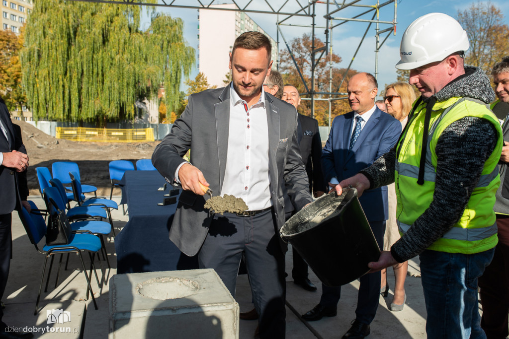 Akt erekcyjny - nowy budynek sądu