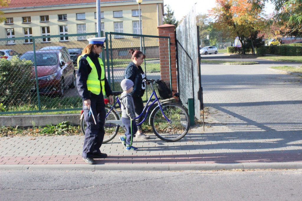 Rozbłyśnij odblaskiem na drodze