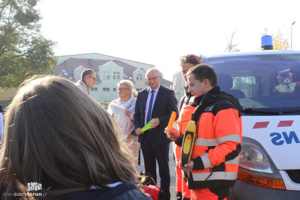 Rozbłyśnij odblaskiem na drodze