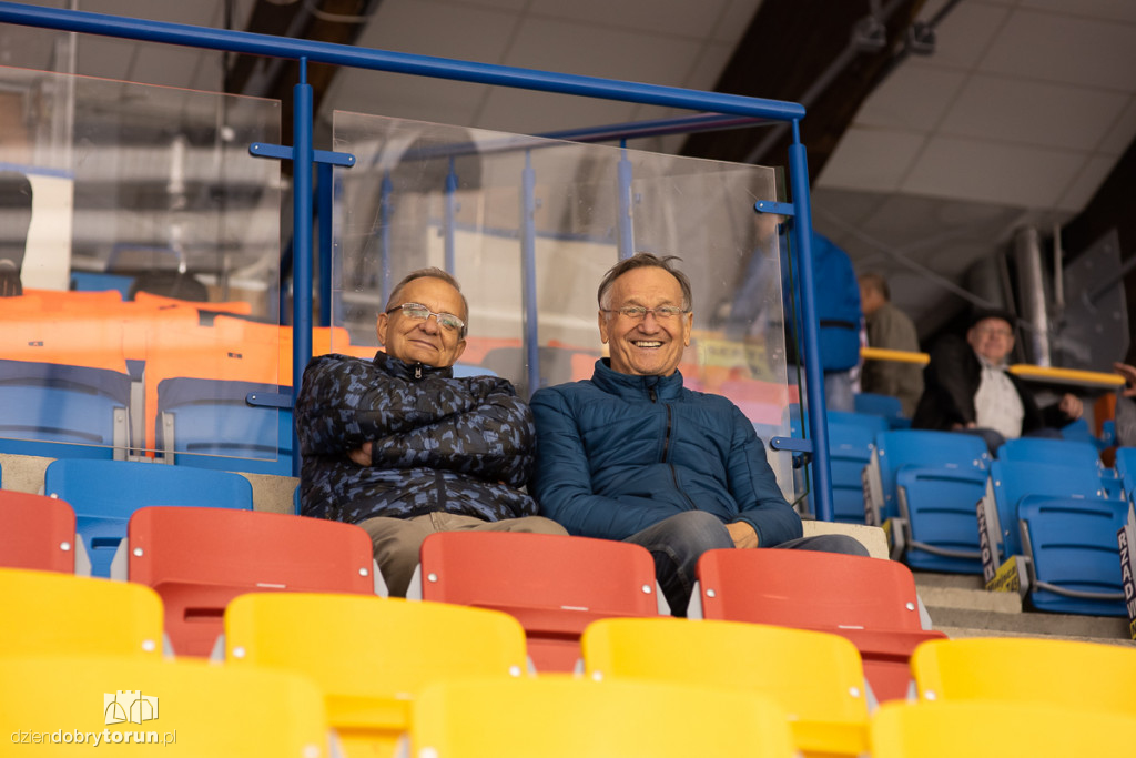 KH Energa 8:2 Kadra PZHL