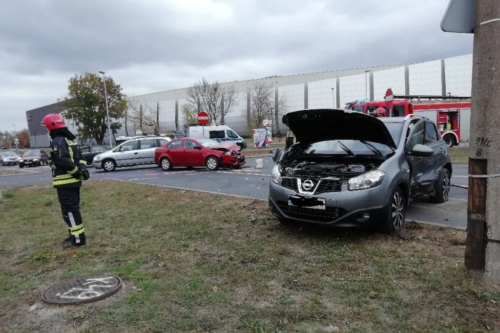 Wypadek na Broniewskiego przy Plazie