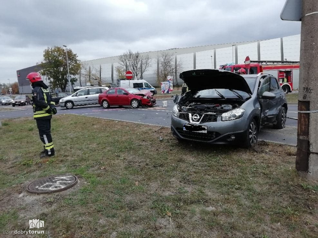 Wypadek na Broniewskiego przy Plazie
