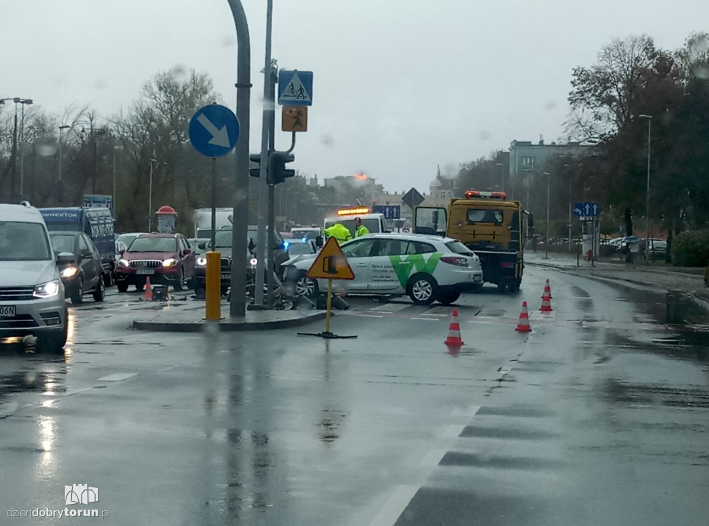 Kolizyjny czwartek na drogach