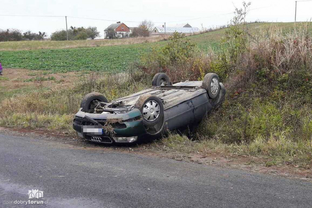 Dachował autem po pijanemu