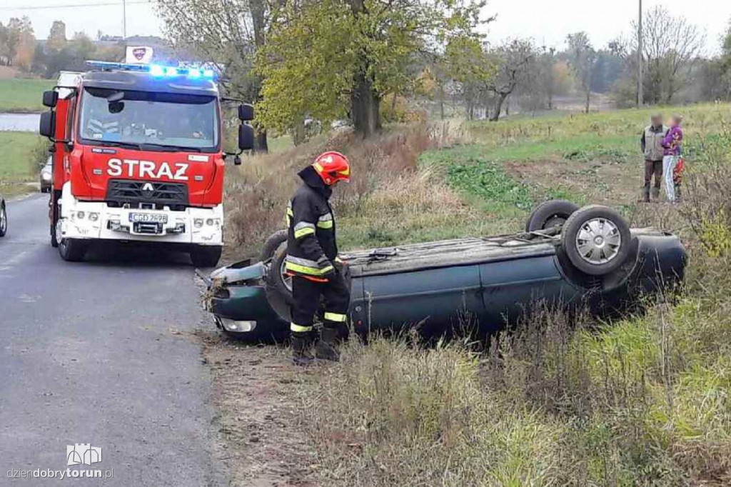 Dachował autem po pijanemu