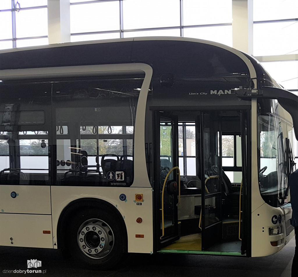 Do Torunia dotarł nowy autobus