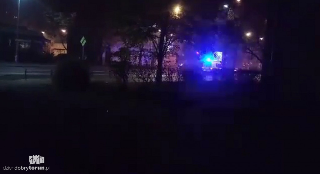 Kolizja dwóch aut przy Reja/Broniewskiego