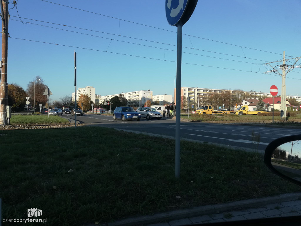 Kolizja na osiedlu na Skarpie