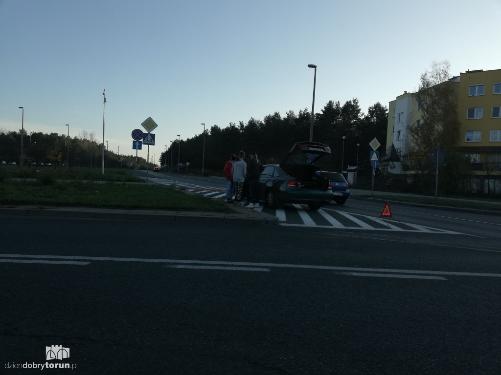 Kolizja na osiedlu na Skarpie