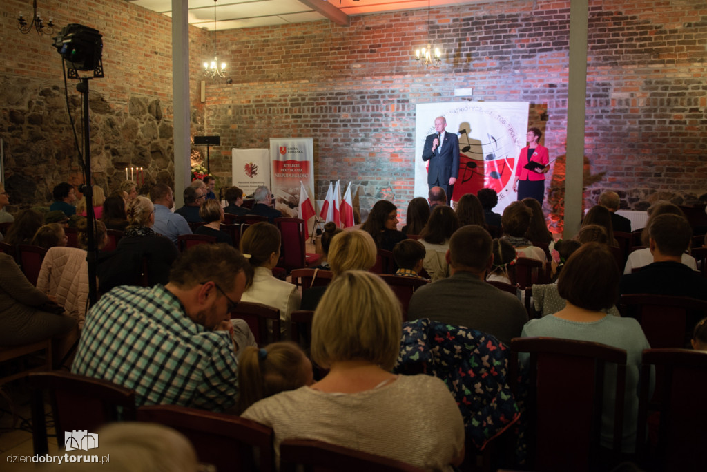 'Tobie Polsko' i finał konkursu plastycznego