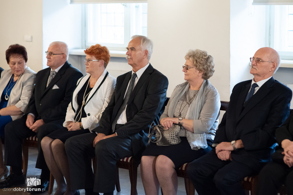 Medale prezydenta dla małżeństw