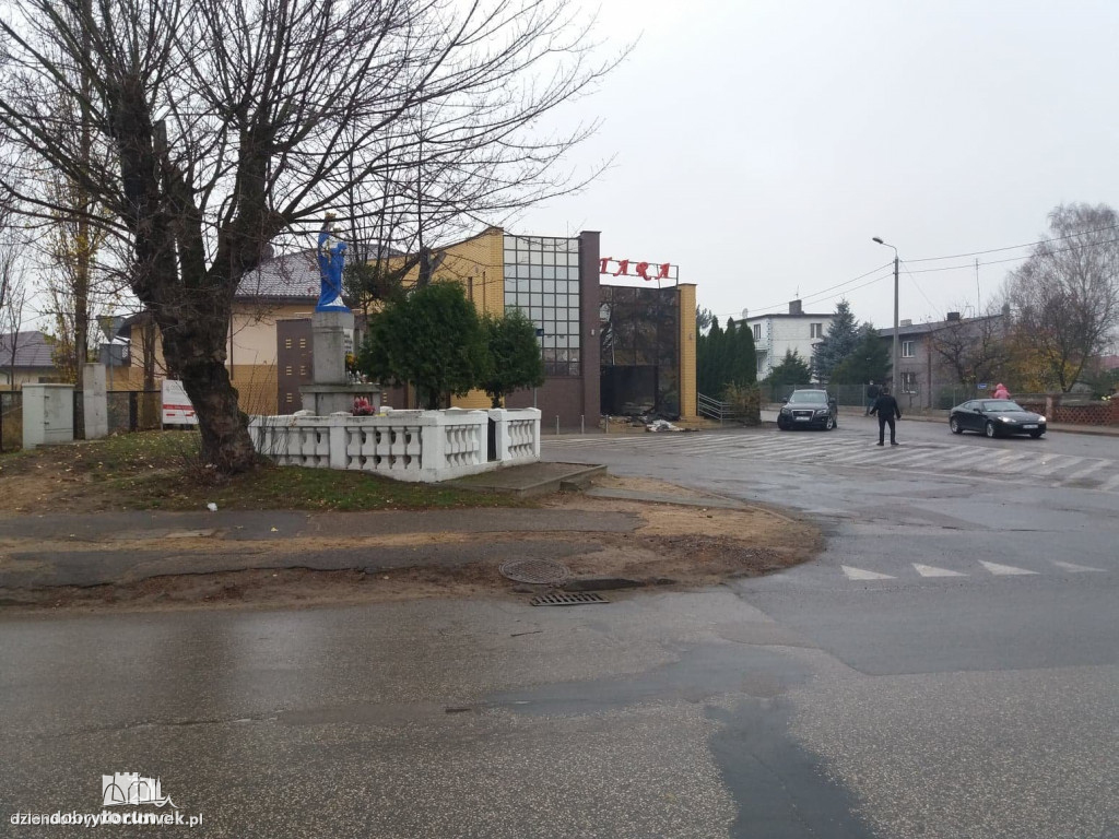 Wjechał po pijanemu w salę weselną