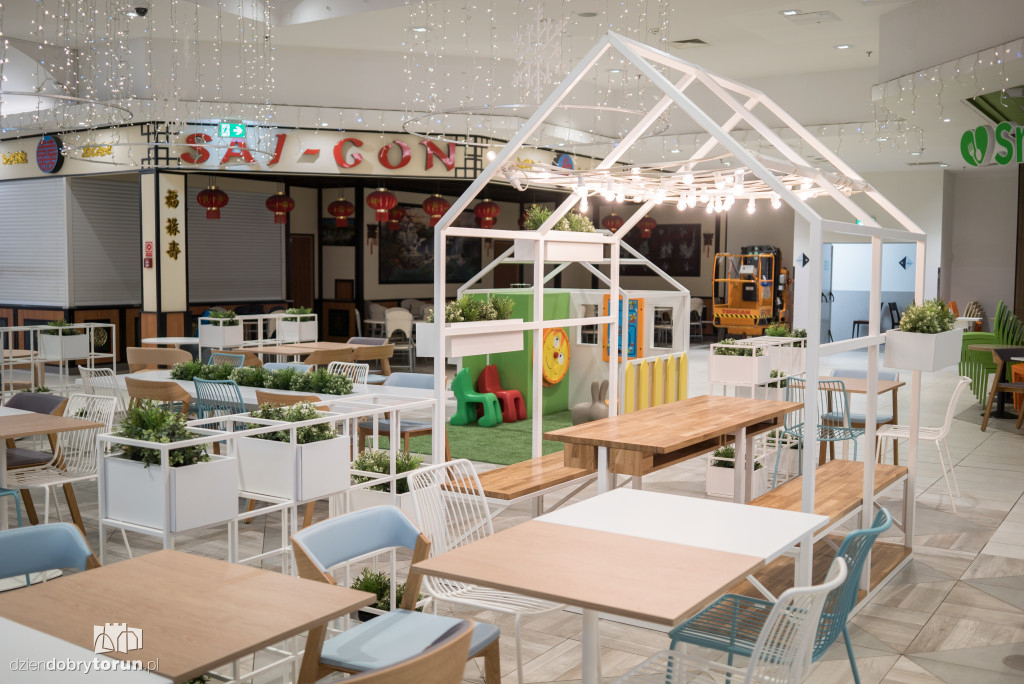 Nowa strefa Food Court w CH Bielawy