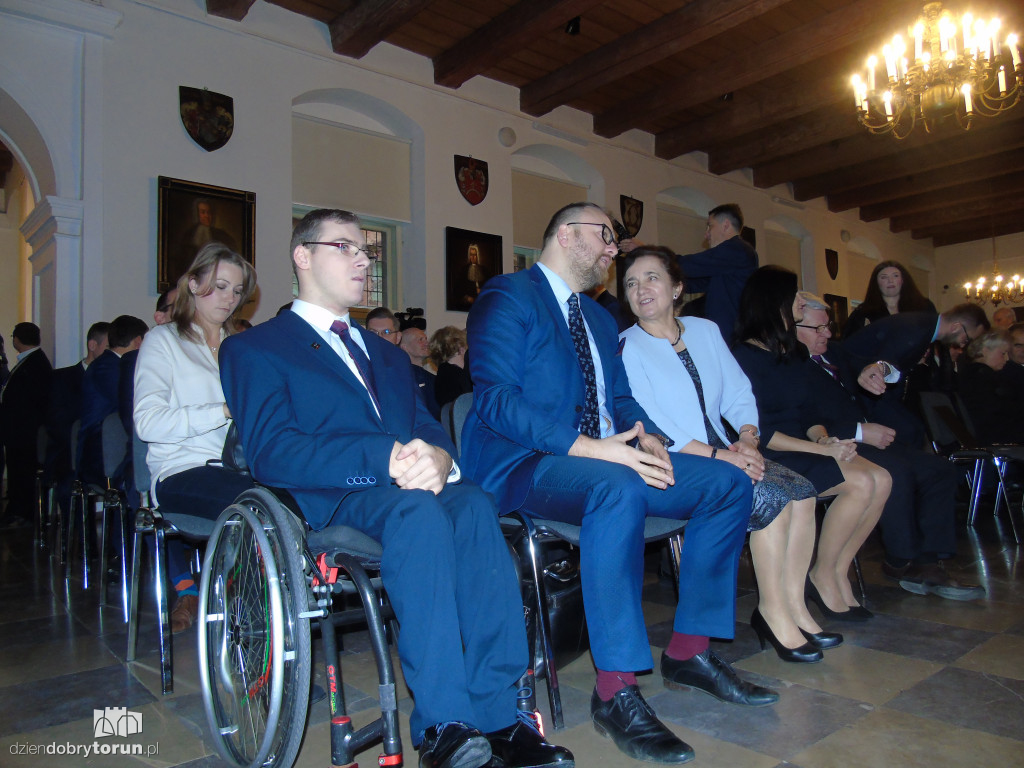 Zaprzysiężenie radnych i prezydenta