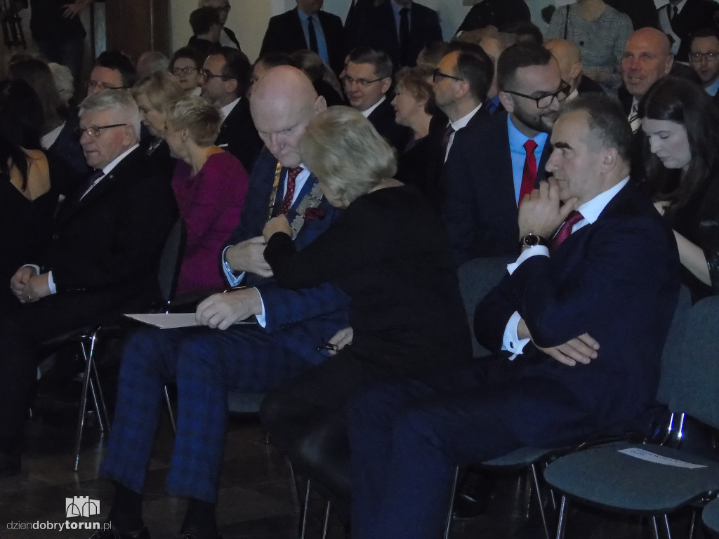 Zaprzysiężenie radnych i prezydenta