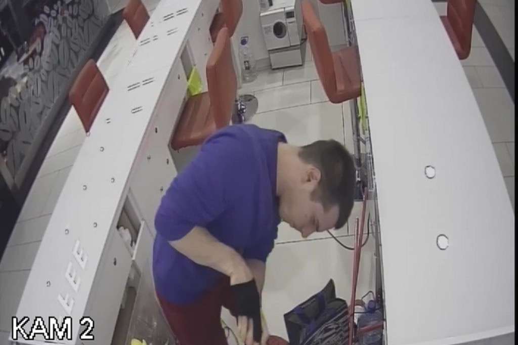 Policja szuka złodzieja z Toruń Plazy