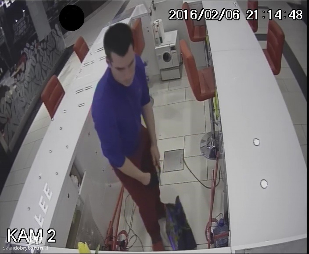 Policja szuka złodzieja z Toruń Plazy