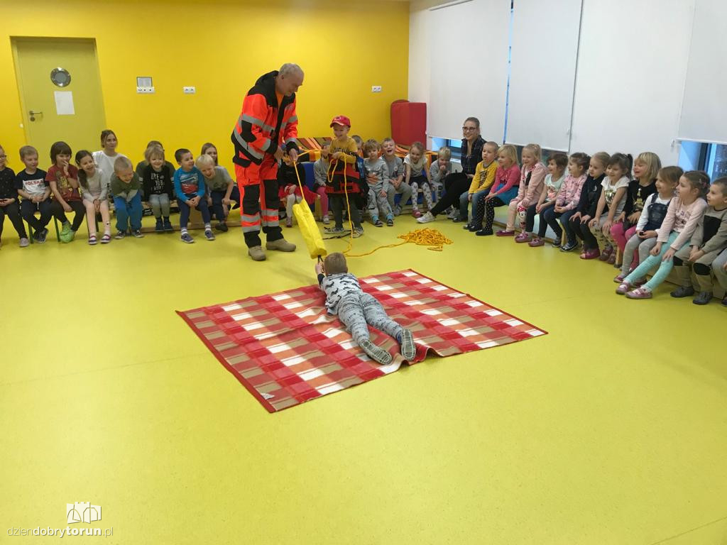 Spotkanie policjantów z przedszkolakami