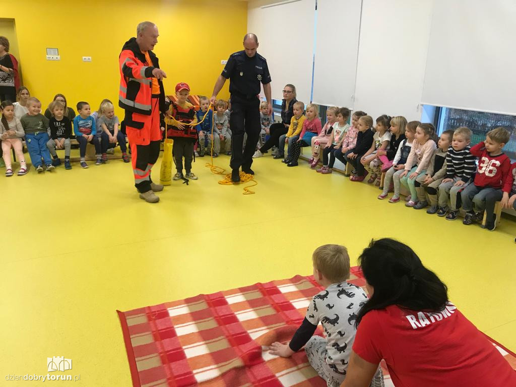 Spotkanie policjantów z przedszkolakami