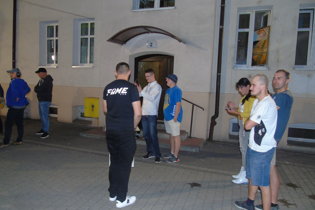 Kolejny nalot policji na Urzędniczą 2