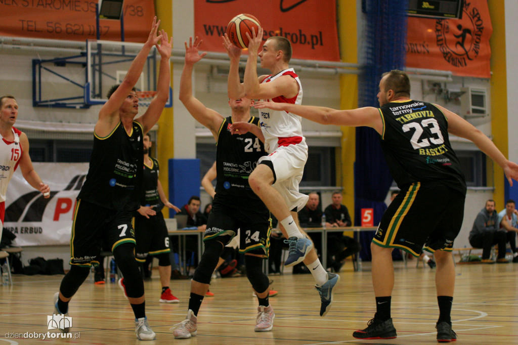 AZS UMK Toruń pokonuje Tarnovię
