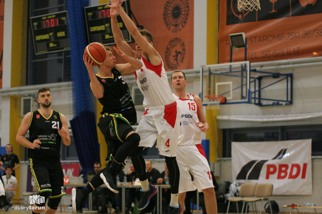 AZS UMK Toruń pokonuje Tarnovię