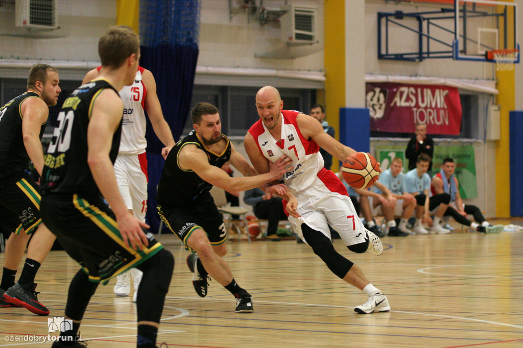 AZS UMK Toruń pokonuje Tarnovię