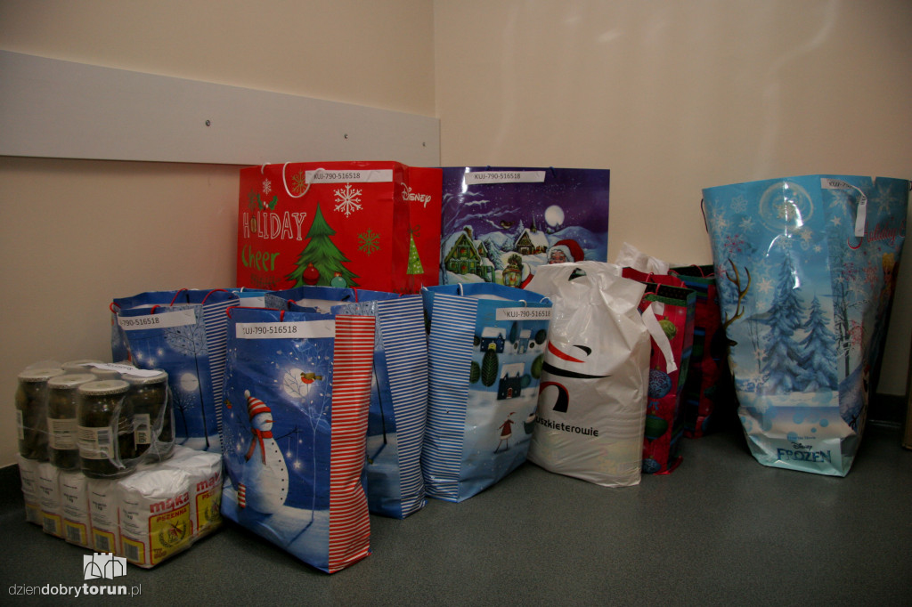 Koszykarze i ich Szlachetna Paczka