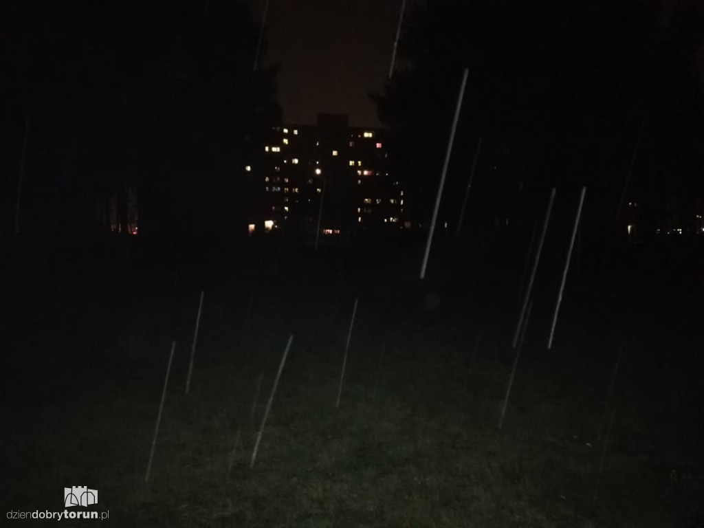 Ciemności na osiedlu Na Skarpie