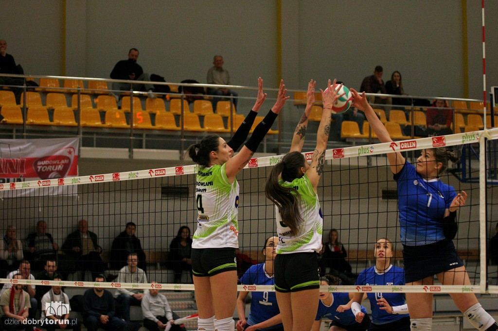 Budowlani Toruń 2:3 Dąbrowa Górnicza